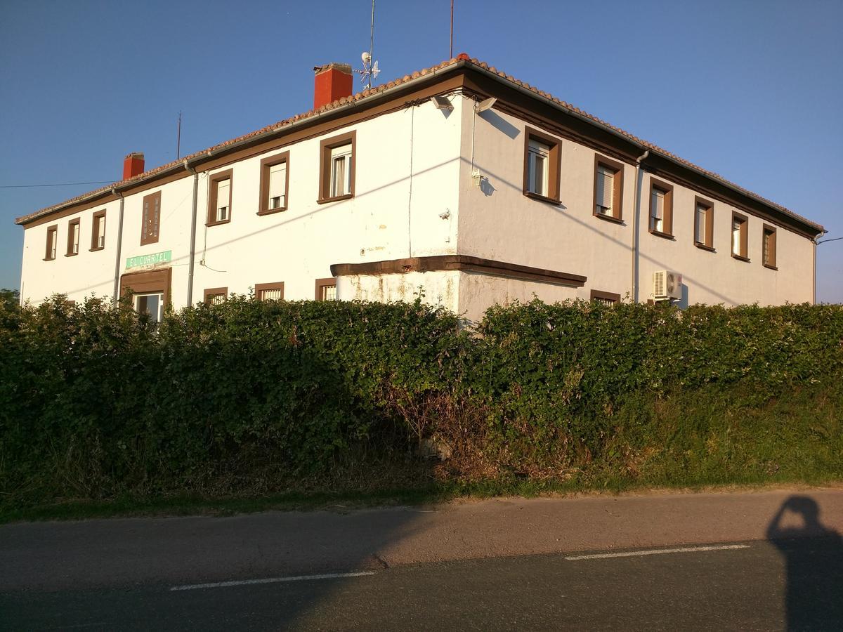 Residencial El Cuartel Hostel Granon Екстериор снимка