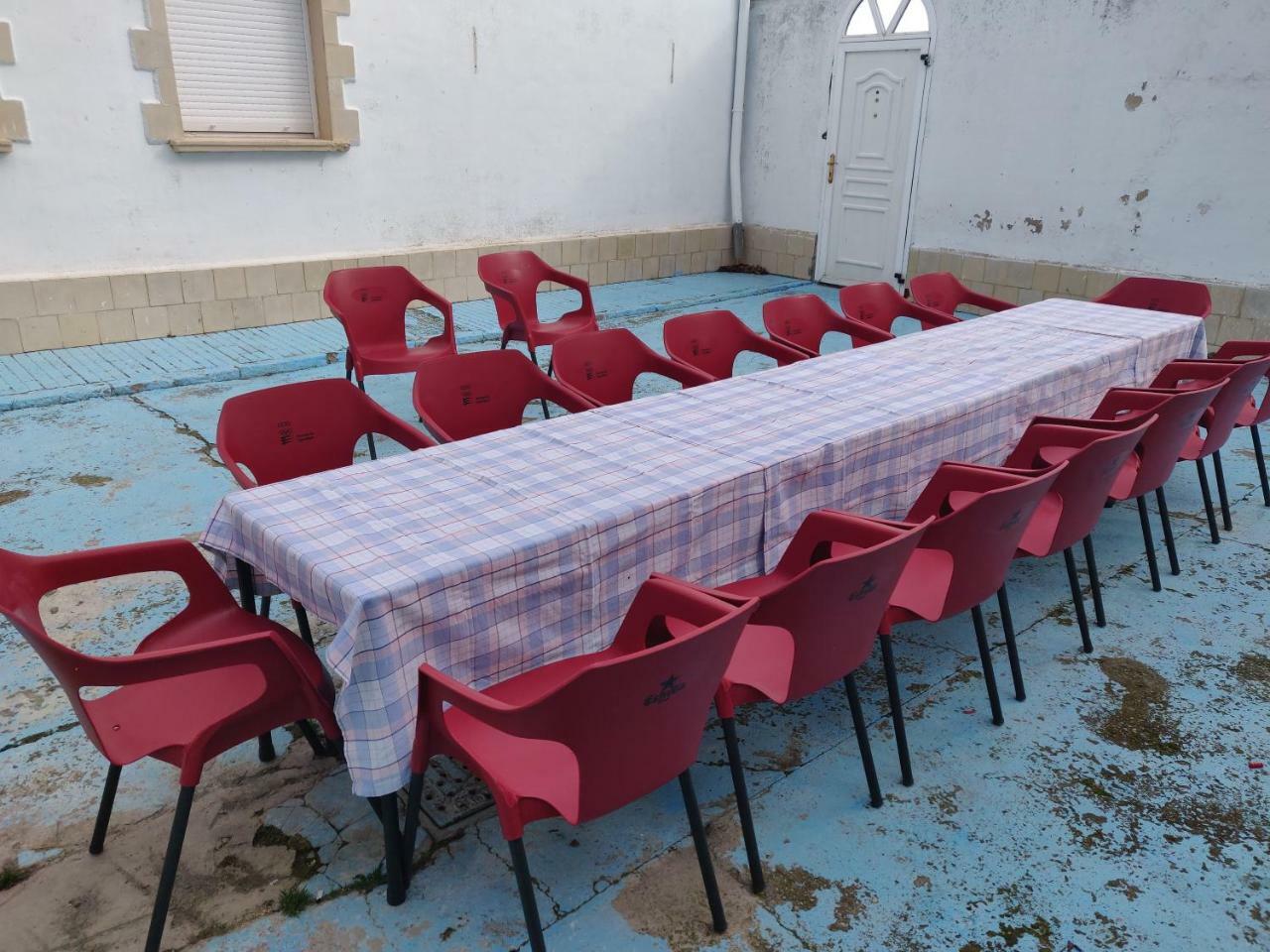 Residencial El Cuartel Hostel Granon Екстериор снимка