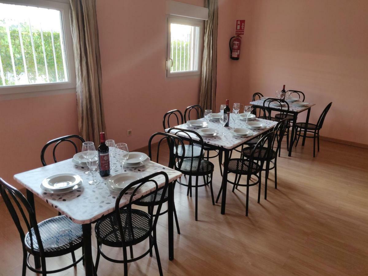 Residencial El Cuartel Hostel Granon Екстериор снимка